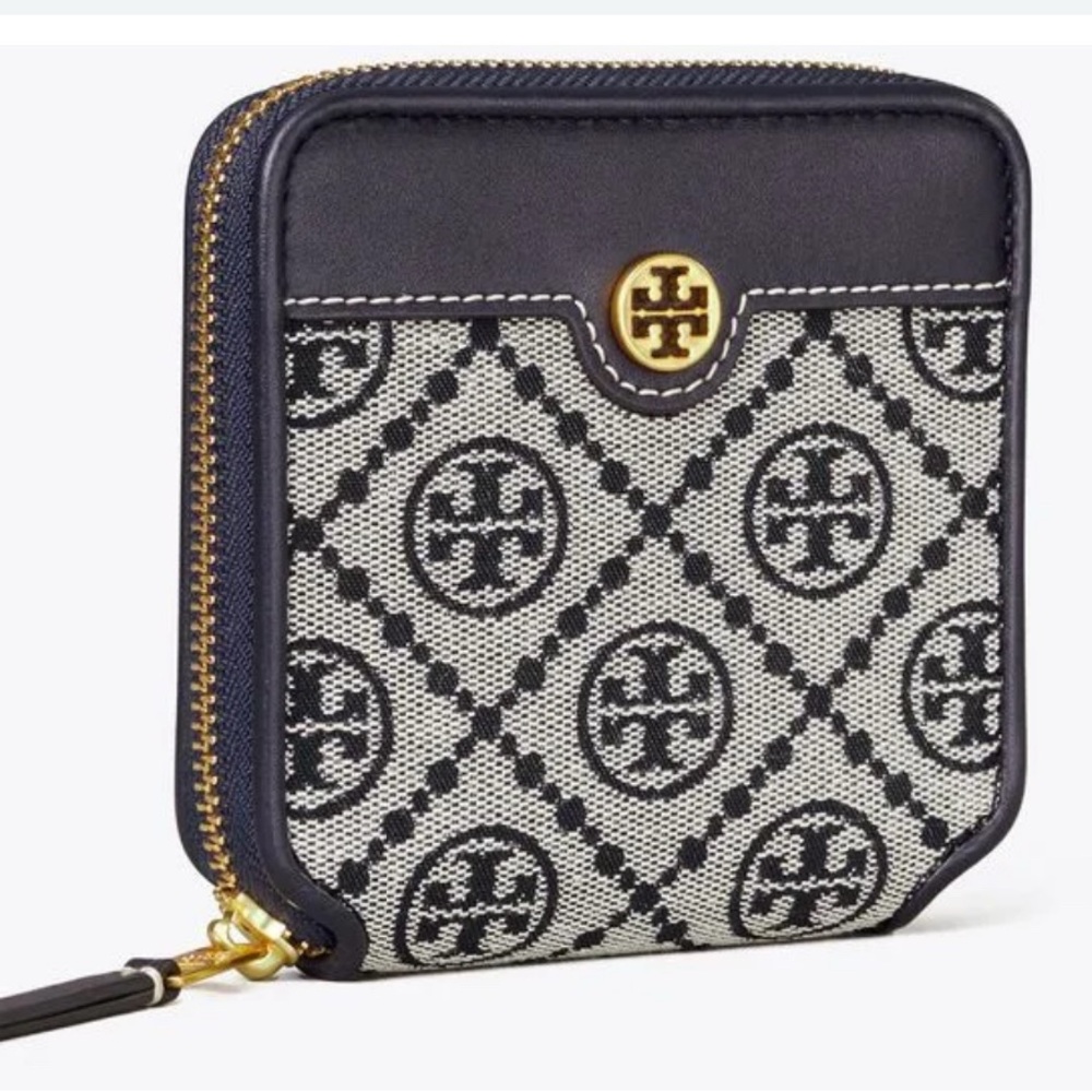 *Brand New* Tory Burch T Monogram Bi-Fold Wallet